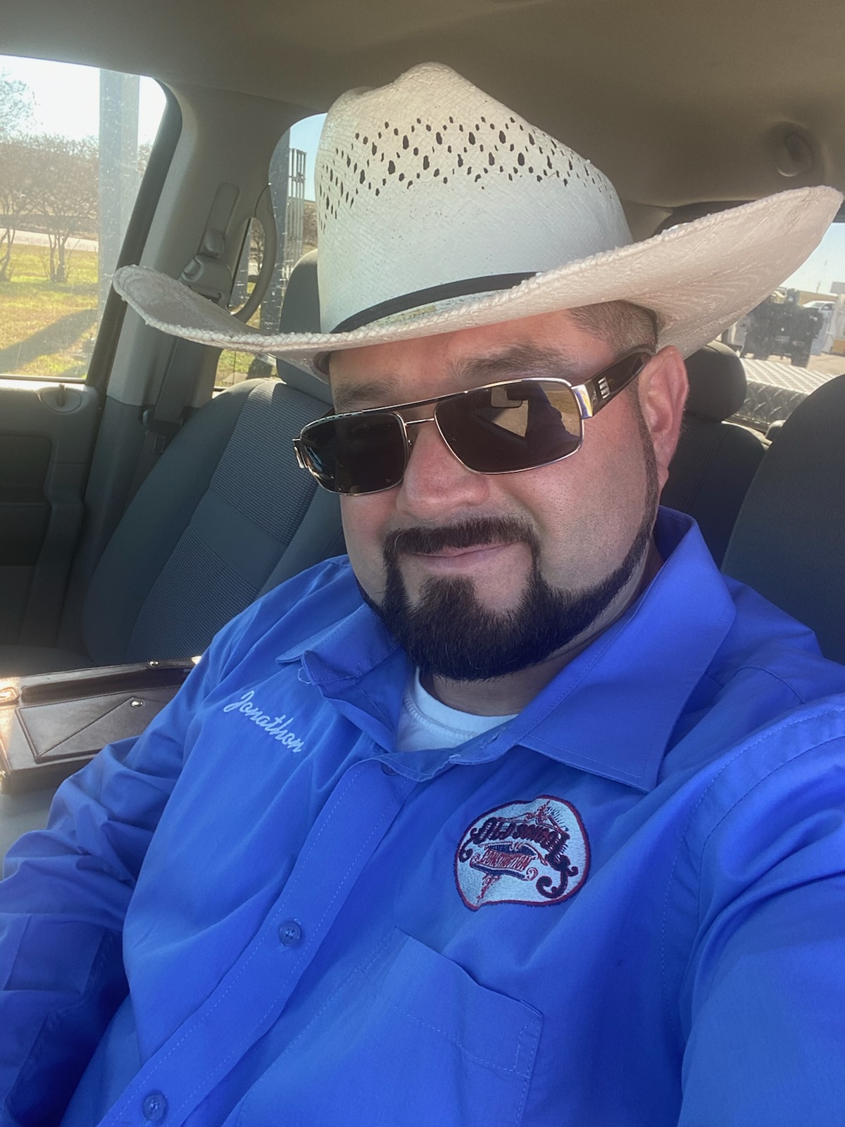 Jonathan Gomez — Owner of Old School Construction